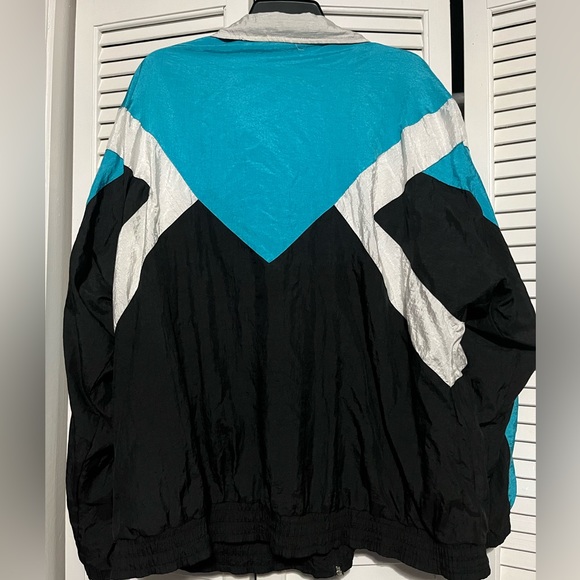 Vintage Vengo windbreaker jacket - Picture 2 of 6